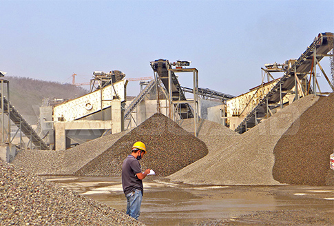 花崗巖制砂出沙率多少？花崗巖制砂生產線怎么配置？