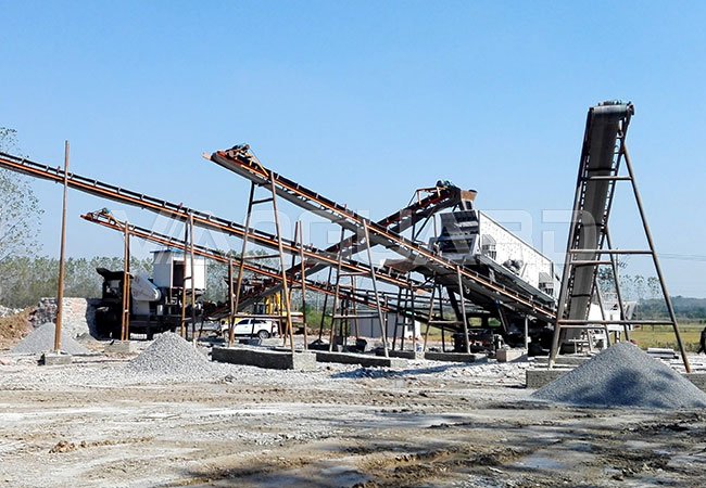 山東時產100噸移動破碎站